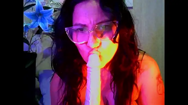 Snapshot of Camille_aspen chatting on December 2025 09:32:01 PM Camille aspen online show from December 2025 09:32:01 PM