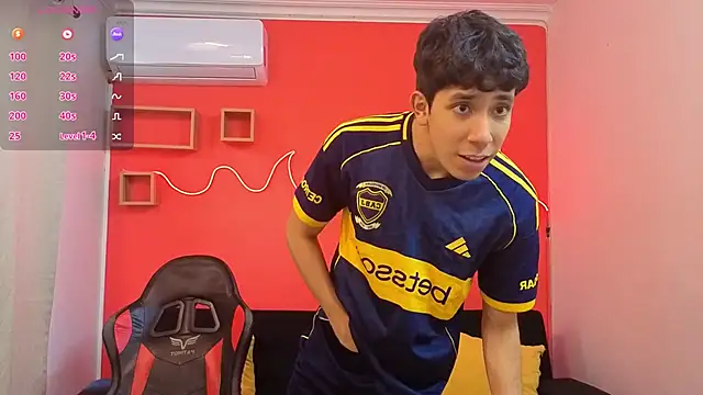 Neo Twink online show from April 2026 07:09:01 PM