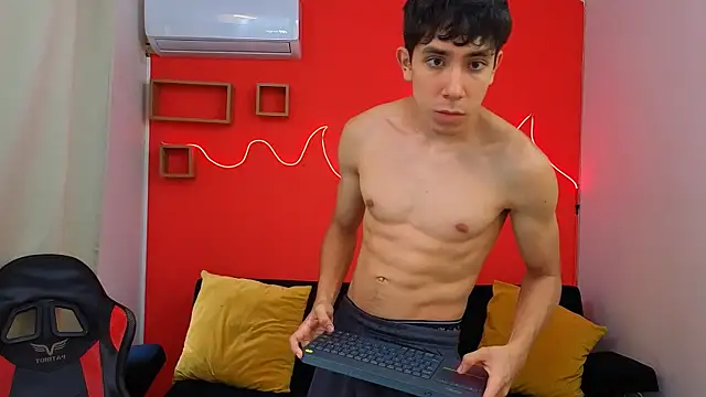 Snapshot of Neo_Twink chatting on June 2026 04:19:01 PM Neo Twink online show from June 2026 04:19:01 PM