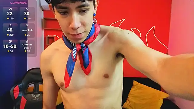 Neo Twink online show from February 2026 07:11:01 PM