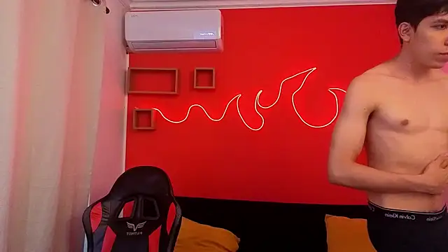 Neo Twink online show from April 2026 07:15:02 PM