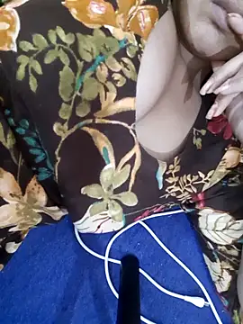 Riya rani8 online show from February 2026 03:32:01 PM