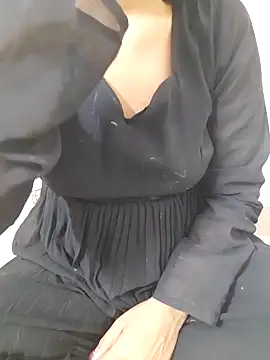 Riya rani8 online show from April 2026 07:16:02 PM