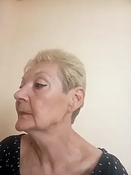 Snapshot of Calypso-Loove chatting on June 2026 01:17:01 PM Calypso-Loove online show from June 2026 01:17:01 PM
