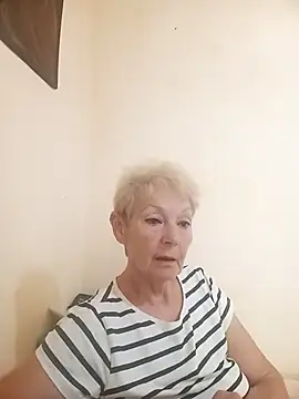 Snapshot of Calypso-Loove chatting on June 2026 08:21:01 AM Calypso-Loove online show from June 2026 08:21:01 AM