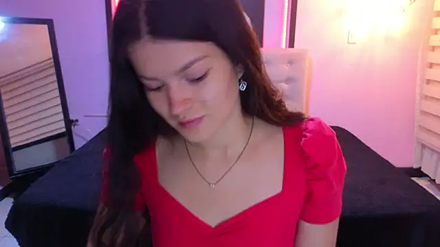 Sara valderrama  online show from February 2026 01:33:02 PM