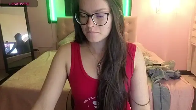 Snapshot of Sara_valderrama_ chatting on June 2026 10:59:01 PM Sara valderrama online show from June 2026 10:59:01 PM