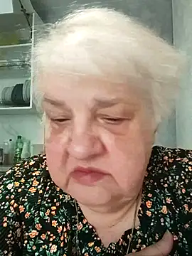 HapinessLovee online show from May 2026 07:45:01 AM