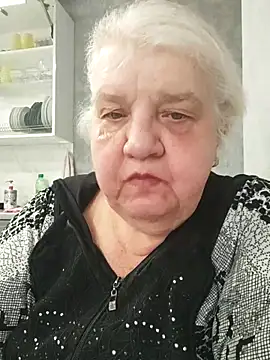 HapinessLovee online show from April 2026 06:53:02 AM