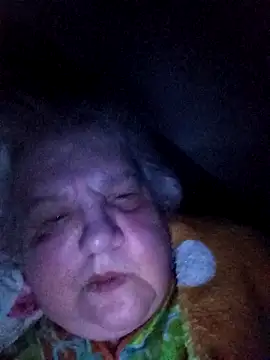 HapinessLovee online show from April 2026 12:34:02 AM