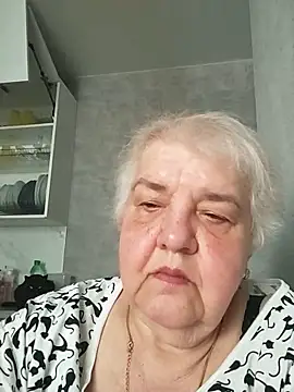 HapinessLovee online show from May 2026 06:34:01 AM