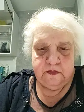 HapinessLovee online show from April 2026 06:15:02 AM