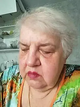 HapinessLovee online show from May 2026 08:40:01 AM
