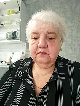 HapinessLovee online show from June 2026 04:34:01 AM