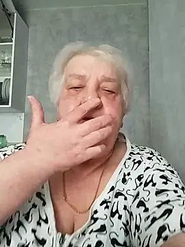 HapinessLovee online show from May 2026 10:25:01 AM