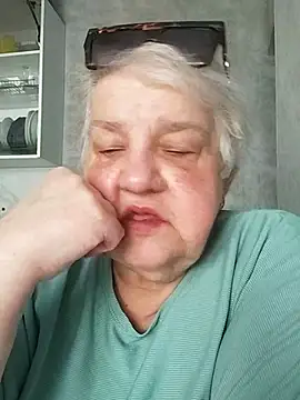 HapinessLovee online show from May 2026 10:37:02 AM