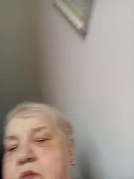 HapinessLovee online show from February 2026 06:46:02 AM