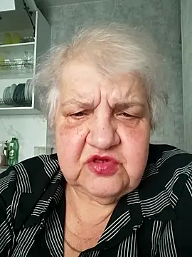 HapinessLovee online show from May 2026 01:07:01 PM