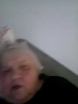 HapinessLovee online show from April 2026 12:51:02 PM