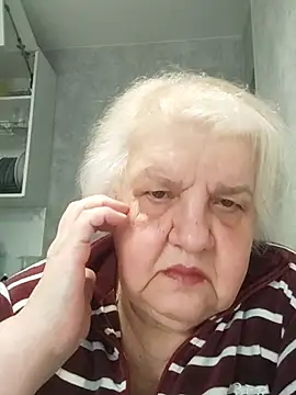 HapinessLovee online show from April 2026 05:44:01 AM