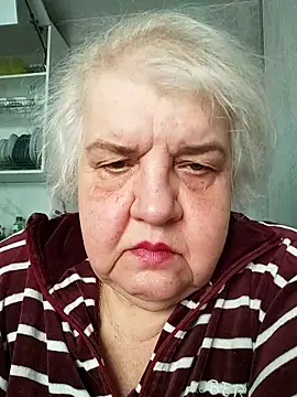 HapinessLovee online show from April 2026 07:59:02 AM