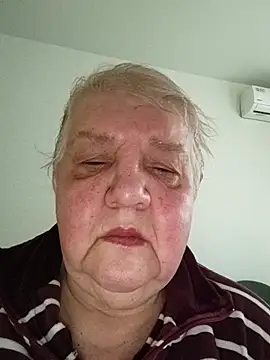 HapinessLovee online show from December 2025 07:55:01 AM