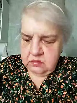 HapinessLovee online show from April 2026 12:51:02 PM