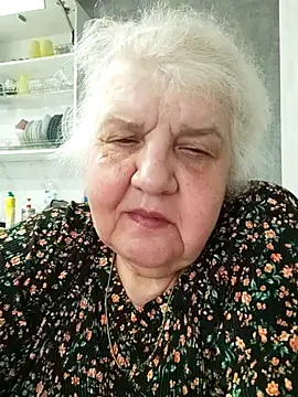 HapinessLovee online show from April 2026 10:43:01 AM