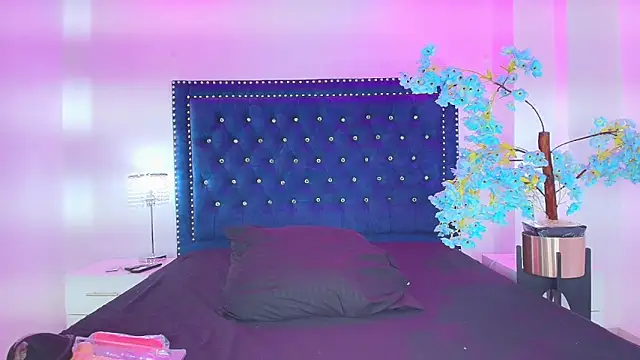 Velora nigth online show from March 2026 11:59:01 AM