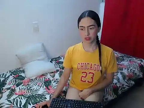 Snapshot of Kammy_Candy chatting on February 2026 12:42:02 AM Kammy Candy online show from February 2026 12:42:02 AM