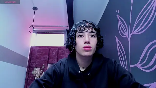 Kiara Fox   online show from March 2026 08:13:01 PM