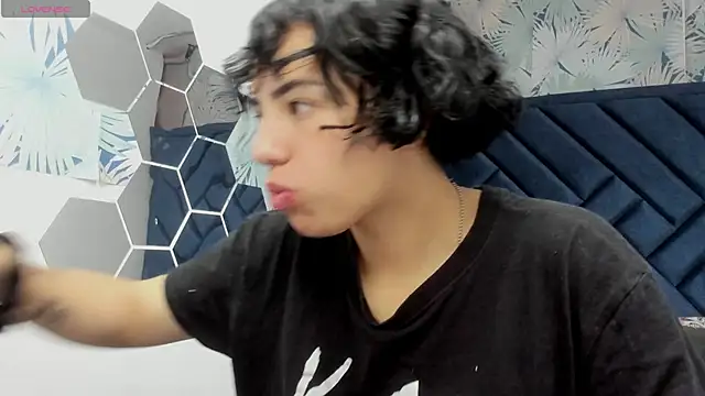 Kiara Fox   online show from January 2026 07:51:02 PM