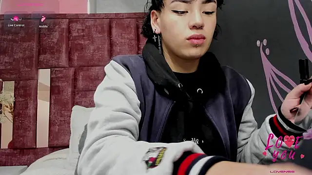 Kiara Fox   online show from February 2026 09:15:01 PM