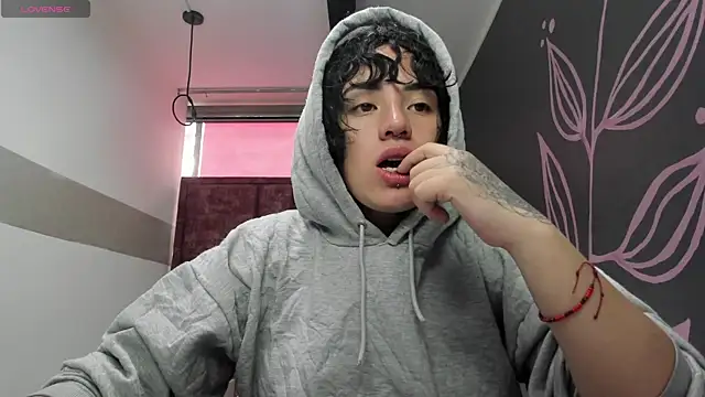 Kiara Fox   online show from March 2026 08:13:01 PM