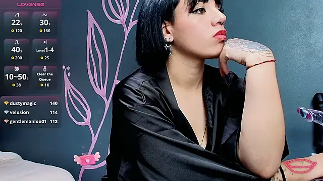 Kiara Fox   online show from February 2026 07:52:01 AM