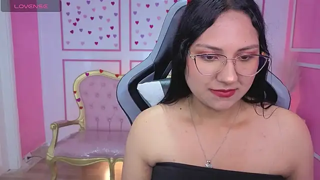 Snapshot of antonela_hotman_t chatting on December 2025 08:06:02 PM antonela hotman t online show from December 2025 08:06:02 PM