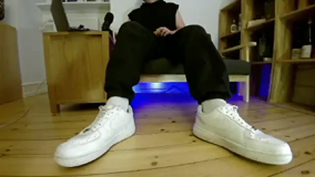 jonas camboy online show from January 2026 04:02:02 PM