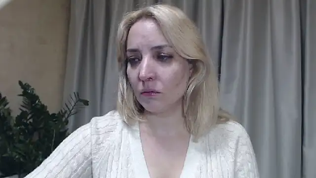 Snapshot of sweetpussy chatting on October 2025 04:07:02 PM sweetpussy online show from October 2025 04:07:02 PM