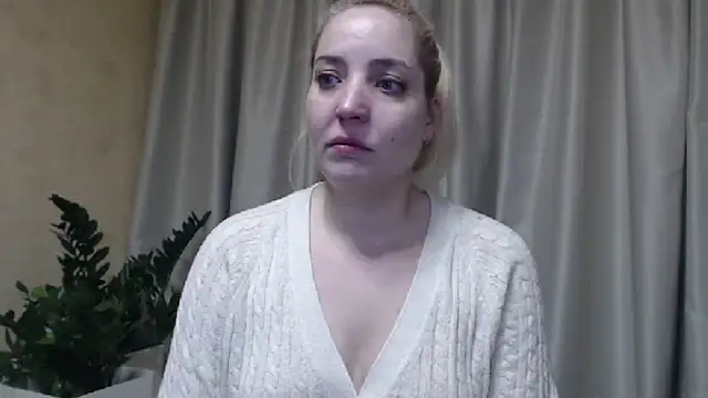 Snapshot of sweetpussy chatting on February 2025 08:51:02 AM sweetpussy online show from February 2025 08:51:02 AM