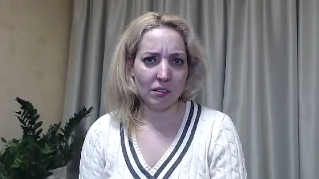 Snapshot of sweetpussy chatting on March 2025 04:47:01 PM sweetpussy online show from March 2025 04:47:01 PM