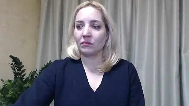 Snapshot of sweetpussy chatting on February 2025 03:32:02 PM sweetpussy online show from February 2025 03:32:02 PM