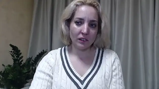 Snapshot of sweetpussy chatting on March 2025 09:06:02 PM sweetpussy online show from March 2025 09:06:02 PM
