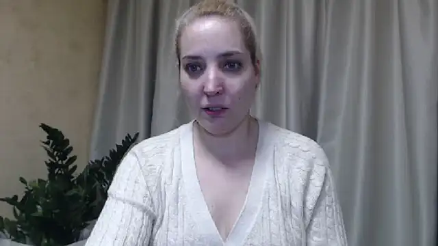 Snapshot of sweetpussy chatting on February 2025 11:55:01 AM sweetpussy online show from February 2025 11:55:01 AM