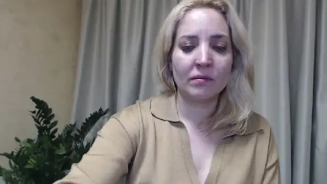 Snapshot of sweetpussy chatting on March 2025 09:08:02 PM sweetpussy online show from March 2025 09:08:02 PM