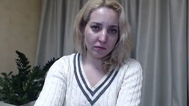 Snapshot of sweetpussy chatting on March 2025 05:33:02 PM sweetpussy online show from March 2025 05:33:02 PM