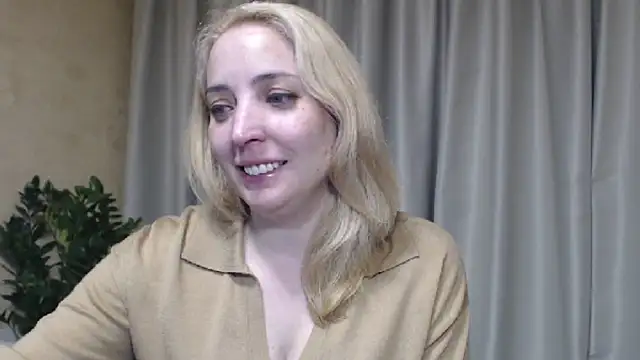 Snapshot of sweetpussy chatting on May 2026 05:08:02 PM sweetpussy online show from May 2026 05:08:02 PM