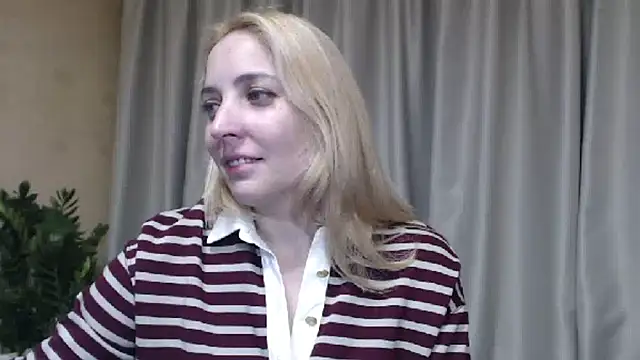 Snapshot of sweetpussy chatting on May 2026 04:36:01 PM sweetpussy online show from May 2026 04:36:01 PM