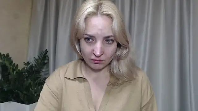 Snapshot of sweetpussy chatting on October 2025 01:56:02 PM sweetpussy online show from October 2025 01:56:02 PM