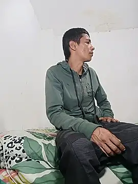 valenpaisita2123 online show from January 2026 04:19:02 AM