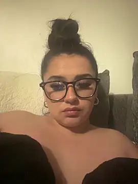 Wild Busty Niyah XX online show from December 2025 10:24:01 PM